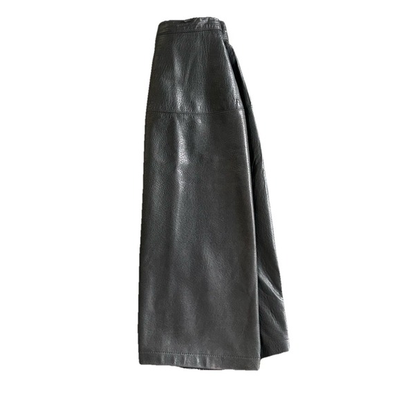 Maglia Dresses & Skirts - Maglia Vintage Dark Gray Leather Midi Pencil Skirt Size 8 USA Made